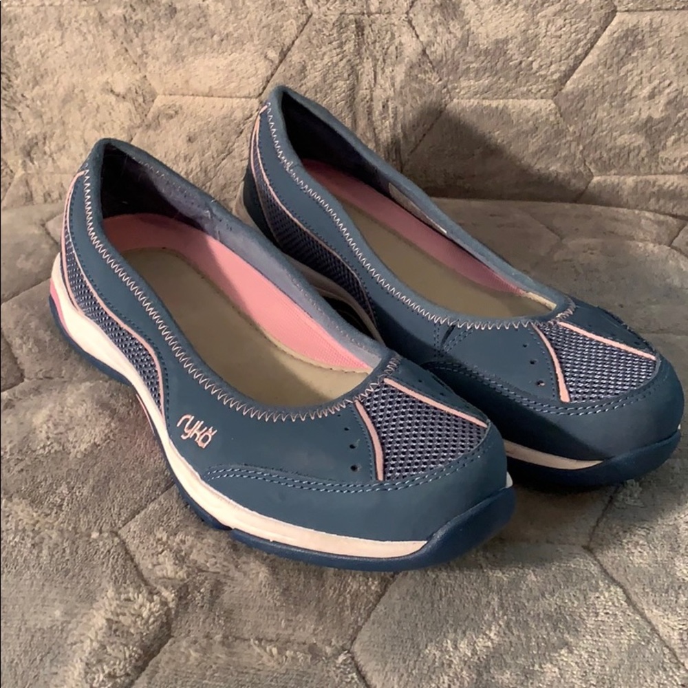 Ryka Slip On Comfort Walking Shoes (NWOT)